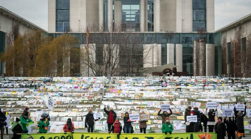 10.000 Fußabdrücke für die Agrarwende